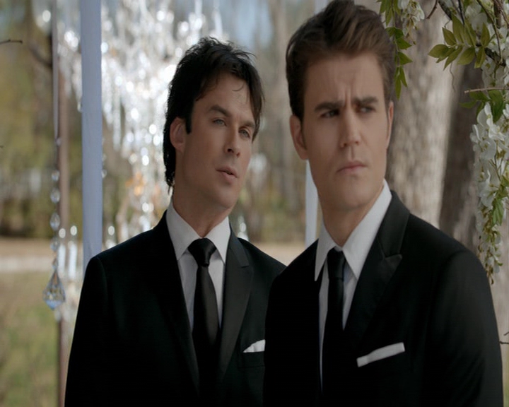 VampireDiaries-dot-nl_VampireDiaries-8x15WerePlanningAJuneWedding1201.jpg