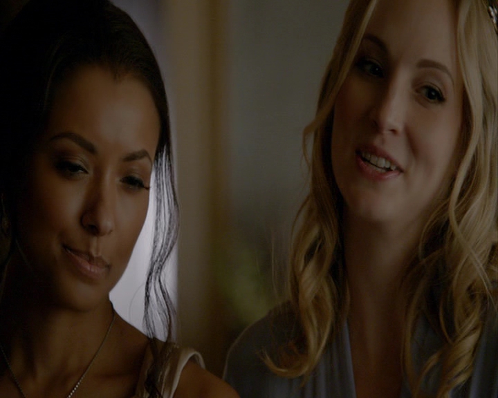 VampireDiaries-dot-nl_VampireDiaries-8x15WerePlanningAJuneWedding1241.jpg