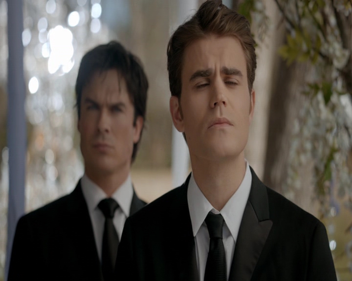 VampireDiaries-dot-nl_VampireDiaries-8x15WerePlanningAJuneWedding1353.jpg