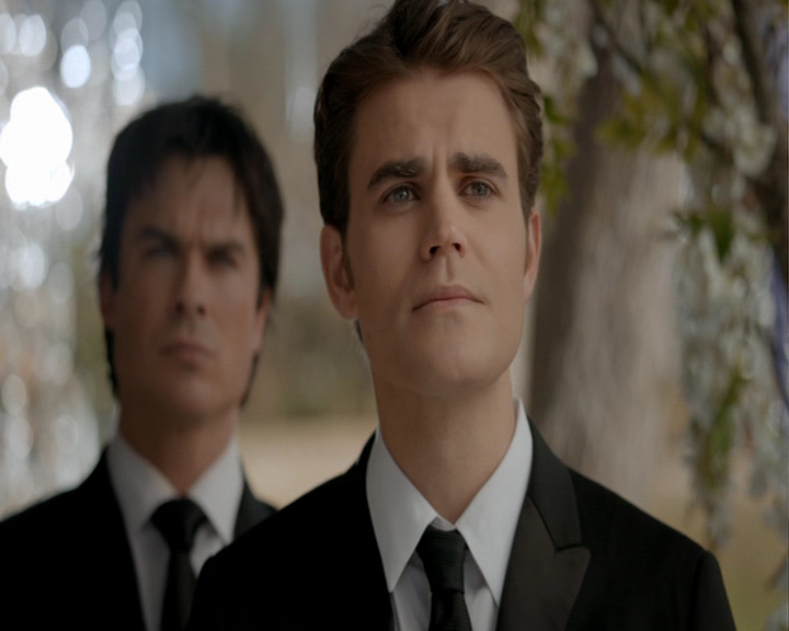 VampireDiaries-dot-nl_VampireDiaries-8x15WerePlanningAJuneWedding1357.jpg