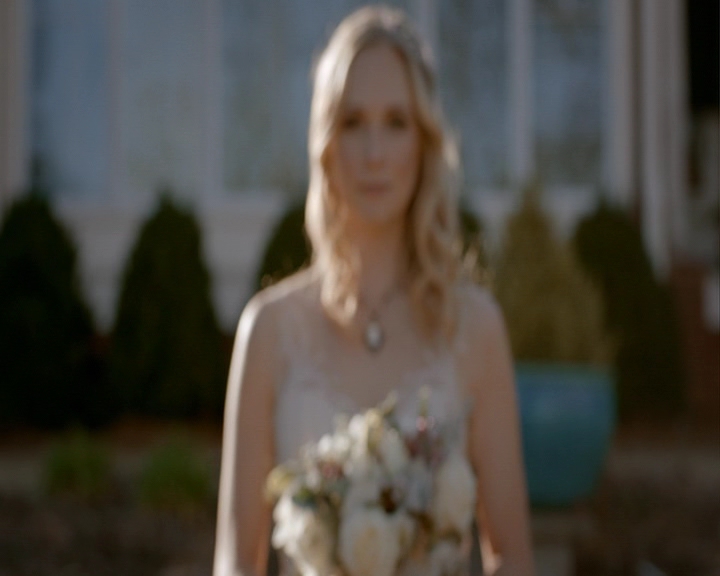 VampireDiaries-dot-nl_VampireDiaries-8x15WerePlanningAJuneWedding1358.jpg