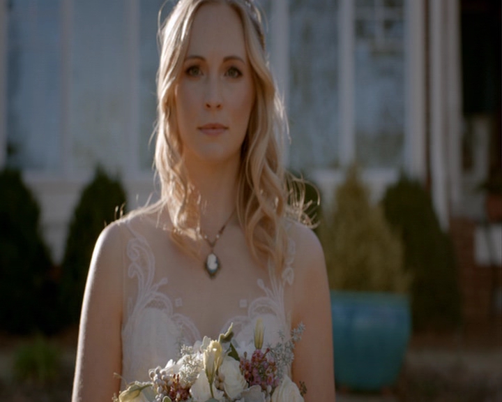 VampireDiaries-dot-nl_VampireDiaries-8x15WerePlanningAJuneWedding1362.jpg