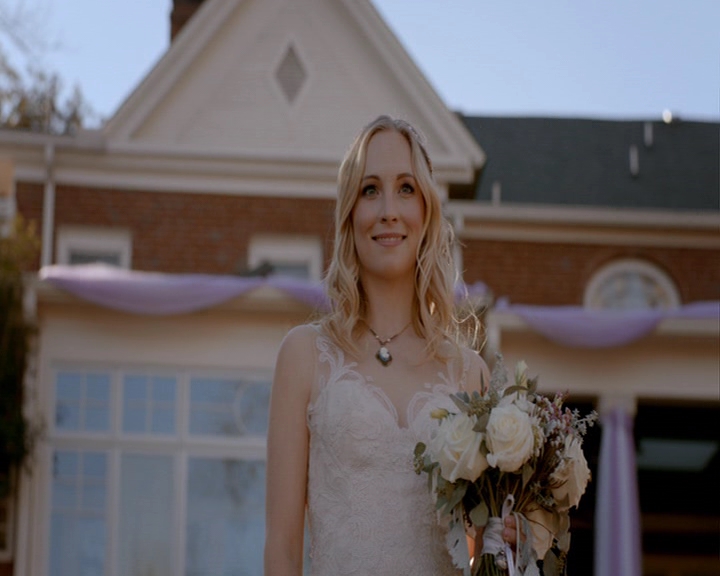 VampireDiaries-dot-nl_VampireDiaries-8x15WerePlanningAJuneWedding1391.jpg