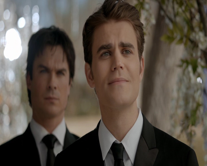 VampireDiaries-dot-nl_VampireDiaries-8x15WerePlanningAJuneWedding1395.jpg