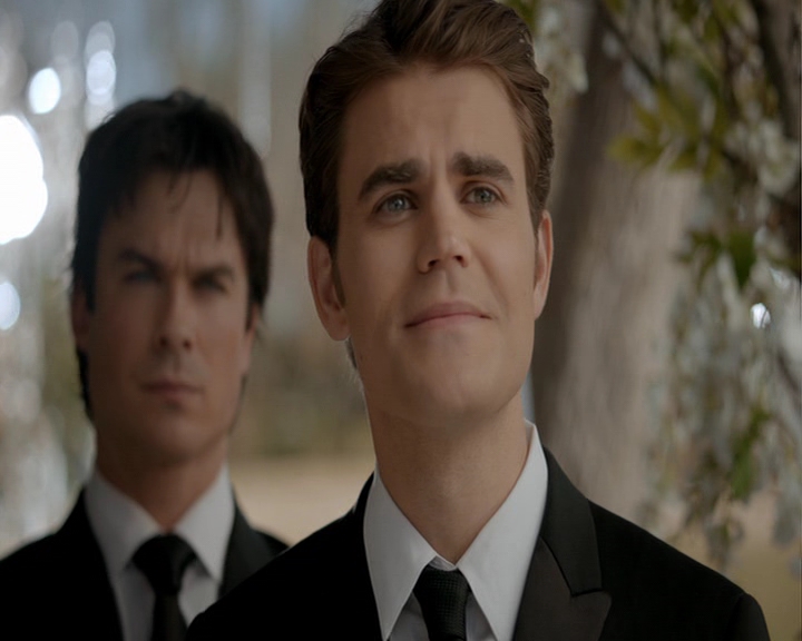 VampireDiaries-dot-nl_VampireDiaries-8x15WerePlanningAJuneWedding1396.jpg