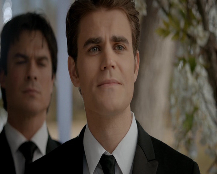 VampireDiaries-dot-nl_VampireDiaries-8x15WerePlanningAJuneWedding1410.jpg