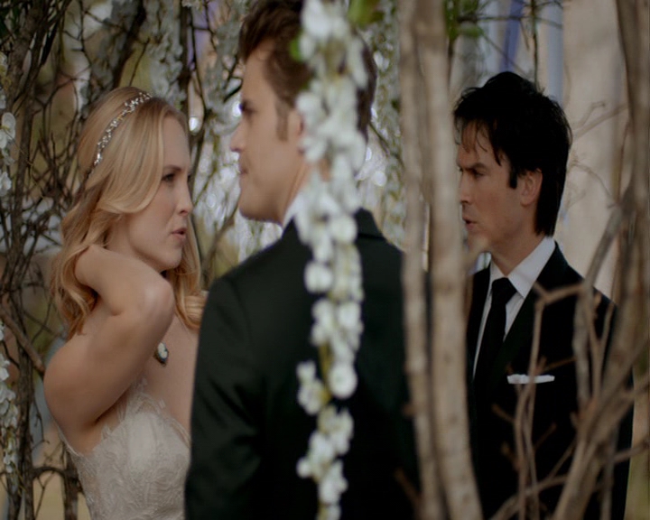 VampireDiaries-dot-nl_VampireDiaries-8x15WerePlanningAJuneWedding1463.jpg