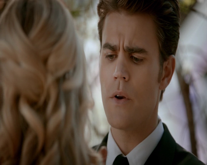 VampireDiaries-dot-nl_VampireDiaries-8x15WerePlanningAJuneWedding1465.jpg