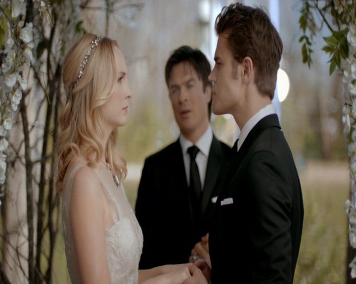 VampireDiaries-dot-nl_VampireDiaries-8x15WerePlanningAJuneWedding1481.jpg