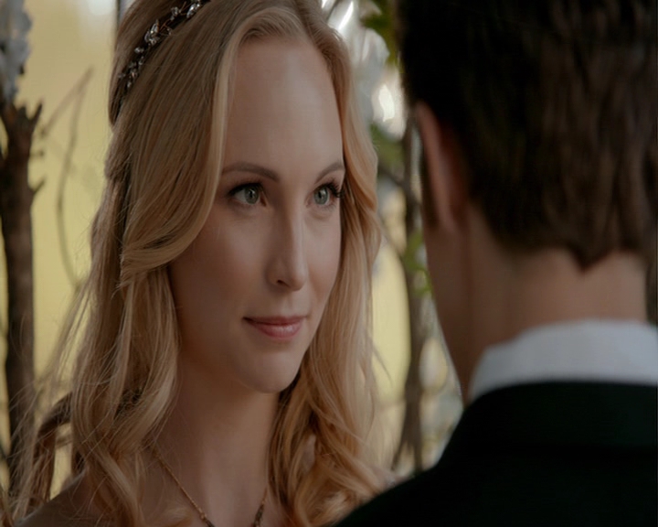 VampireDiaries-dot-nl_VampireDiaries-8x15WerePlanningAJuneWedding1655.jpg