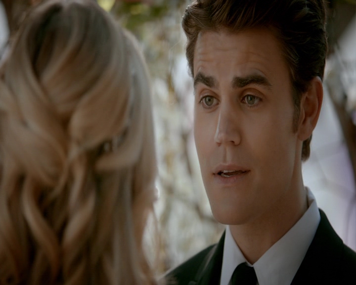 VampireDiaries-dot-nl_VampireDiaries-8x15WerePlanningAJuneWedding1658.jpg