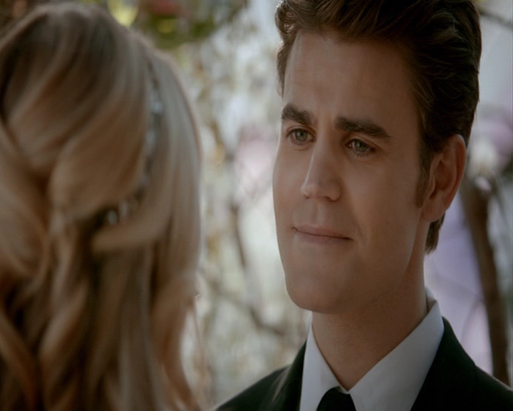 VampireDiaries-dot-nl_VampireDiaries-8x15WerePlanningAJuneWedding1673.jpg