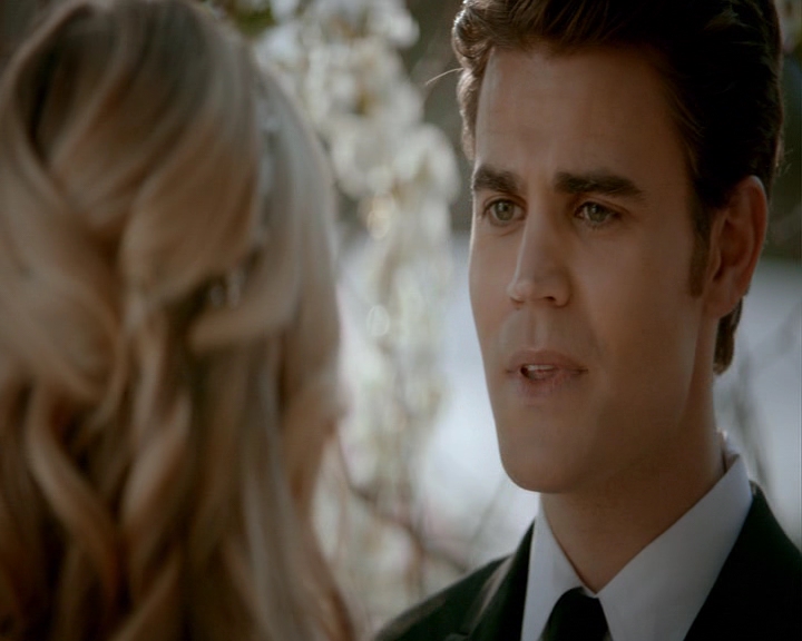 VampireDiaries-dot-nl_VampireDiaries-8x15WerePlanningAJuneWedding1686.jpg