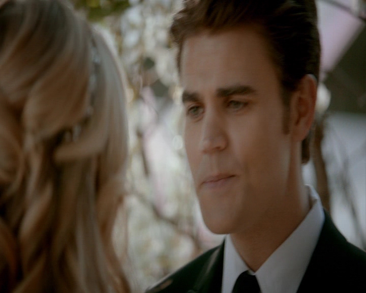 VampireDiaries-dot-nl_VampireDiaries-8x15WerePlanningAJuneWedding1687.jpg