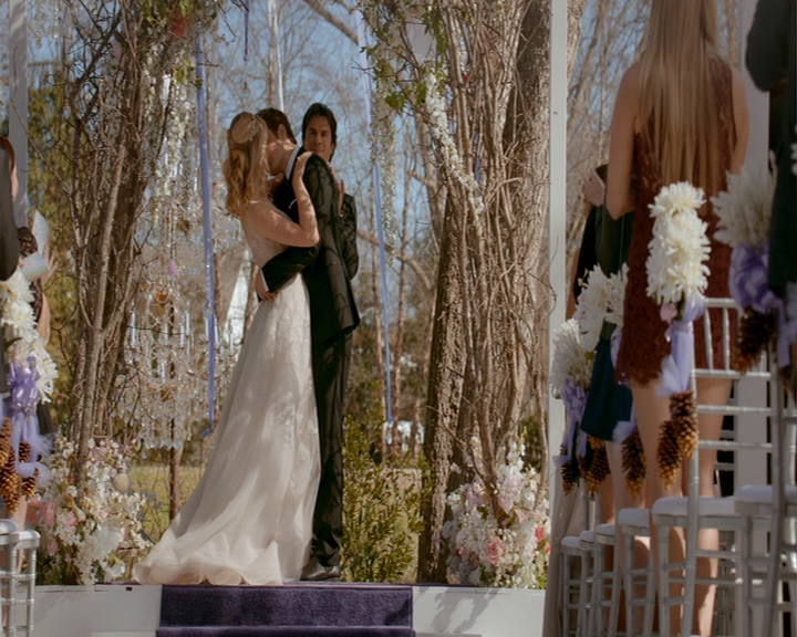 VampireDiaries-dot-nl_VampireDiaries-8x15WerePlanningAJuneWedding1699.jpg