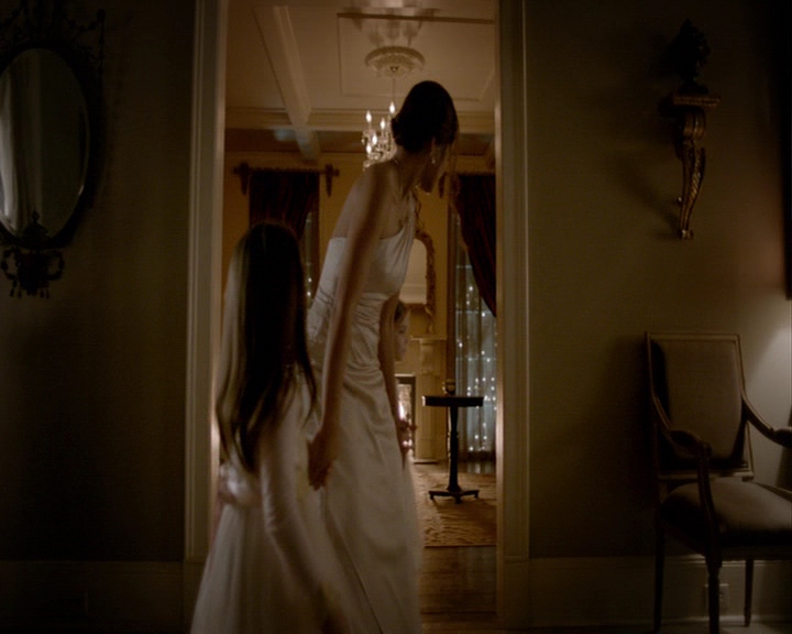 VampireDiaries-dot-nl_VampireDiaries-8x15WerePlanningAJuneWedding1826.jpg