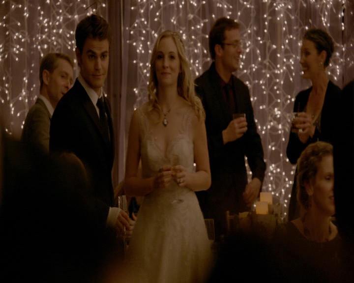 VampireDiaries-dot-nl_VampireDiaries-8x15WerePlanningAJuneWedding1876.jpg