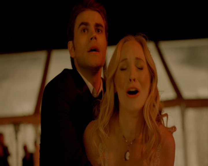 VampireDiaries-dot-nl_VampireDiaries-8x15WerePlanningAJuneWedding2029.jpg