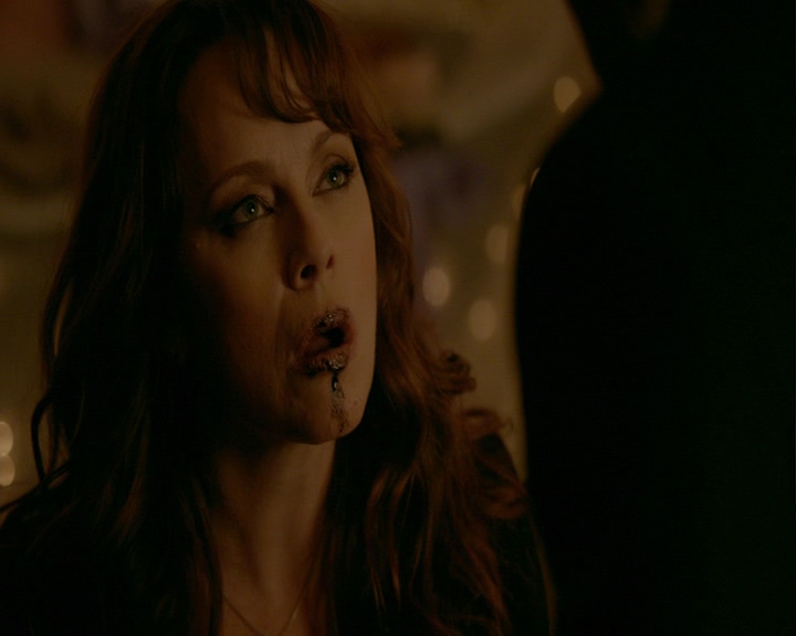 VampireDiaries-dot-nl_VampireDiaries-8x15WerePlanningAJuneWedding2206.jpg