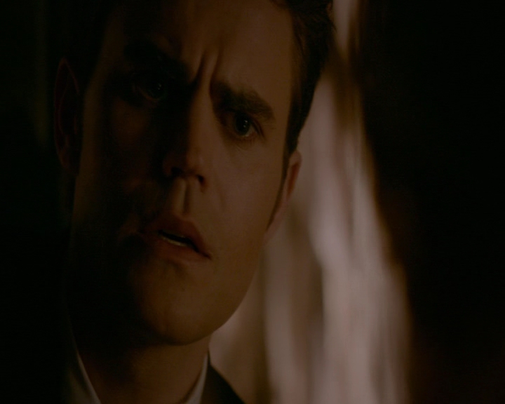 VampireDiaries-dot-nl_VampireDiaries-8x16IWasFeelingEpic0137.jpg