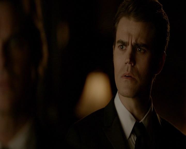 VampireDiaries-dot-nl_VampireDiaries-8x16IWasFeelingEpic0285.jpg