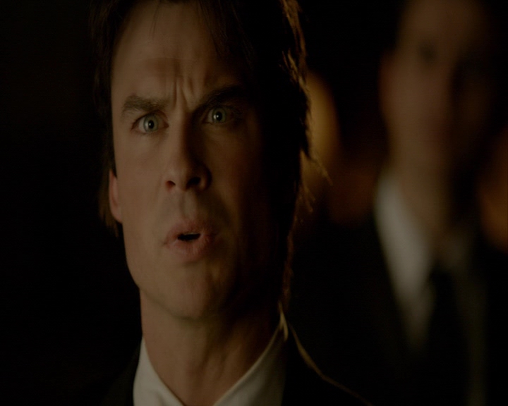 VampireDiaries-dot-nl_VampireDiaries-8x16IWasFeelingEpic0304.jpg