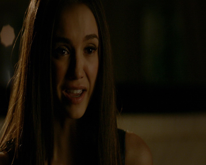 VampireDiaries-dot-nl_VampireDiaries-8x16IWasFeelingEpic0310.jpg