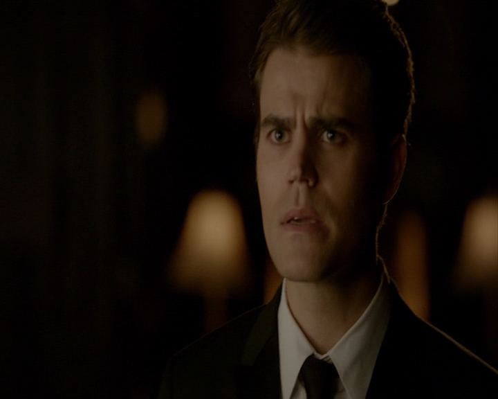 VampireDiaries-dot-nl_VampireDiaries-8x16IWasFeelingEpic0328.jpg