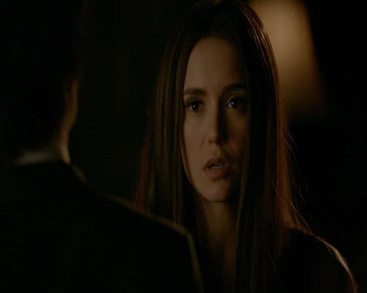 VampireDiaries-dot-nl_VampireDiaries-8x16IWasFeelingEpic0400.jpg