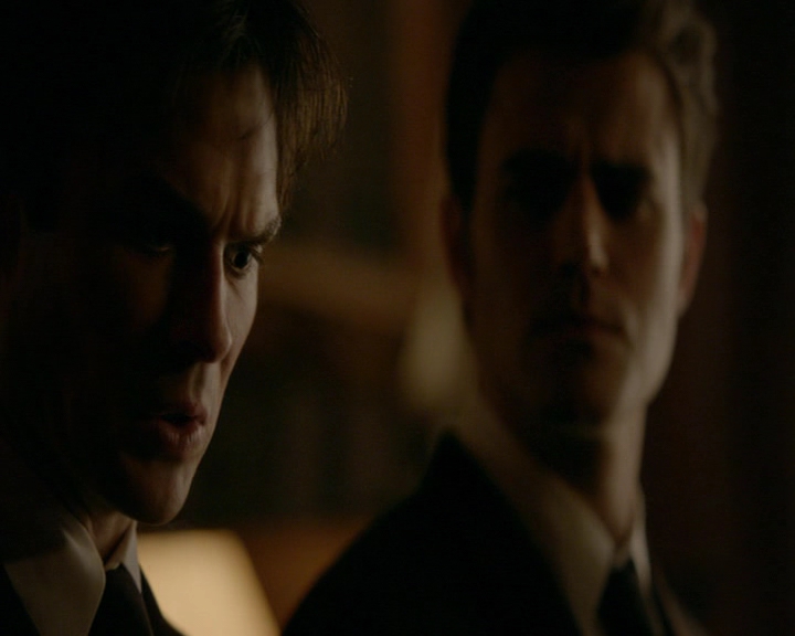 VampireDiaries-dot-nl_VampireDiaries-8x16IWasFeelingEpic0406.jpg