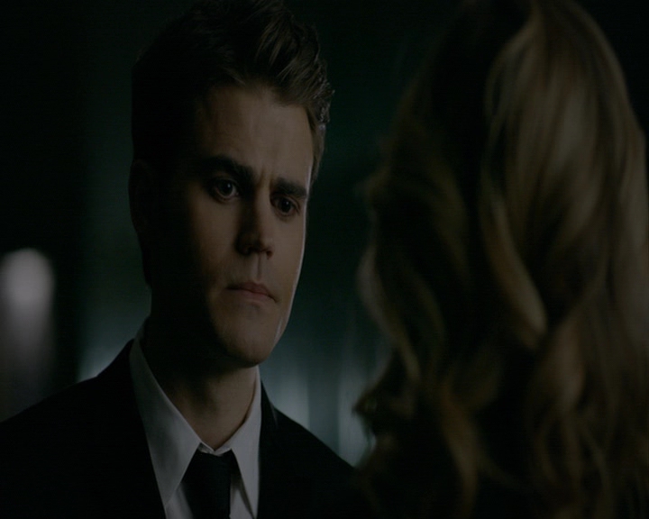 VampireDiaries-dot-nl_VampireDiaries-8x16IWasFeelingEpic0642.jpg