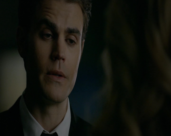 VampireDiaries-dot-nl_VampireDiaries-8x16IWasFeelingEpic0665.jpg