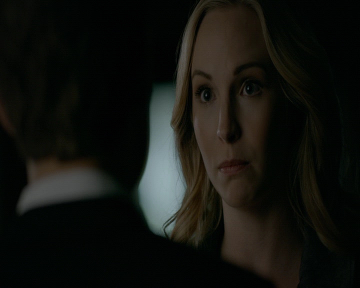 VampireDiaries-dot-nl_VampireDiaries-8x16IWasFeelingEpic0682.jpg