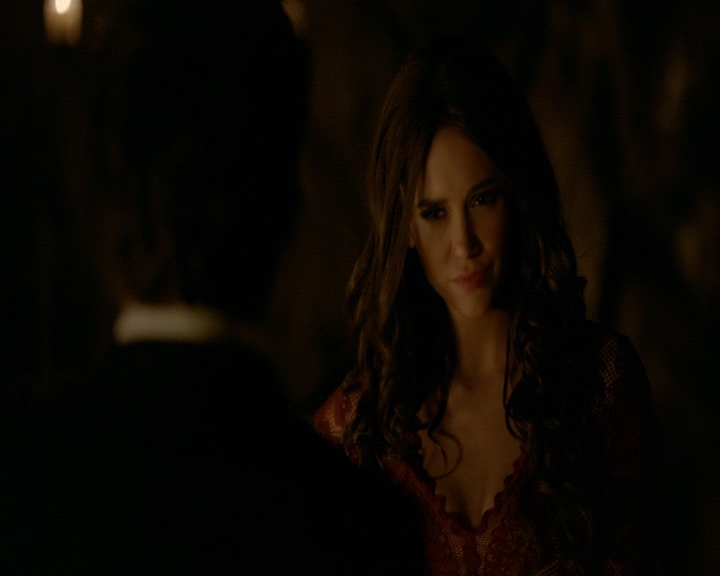 VampireDiaries-dot-nl_VampireDiaries-8x16IWasFeelingEpic0968.jpg