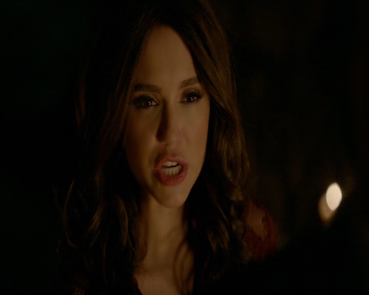 VampireDiaries-dot-nl_VampireDiaries-8x16IWasFeelingEpic0978.jpg