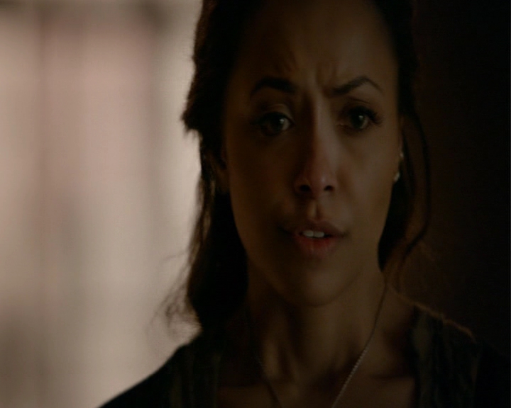 VampireDiaries-dot-nl_VampireDiaries-8x16IWasFeelingEpic1277.jpg