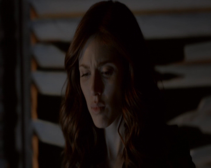 VampireDiaries-dot-nl_VampireDiaries-8x16IWasFeelingEpic1302.jpg