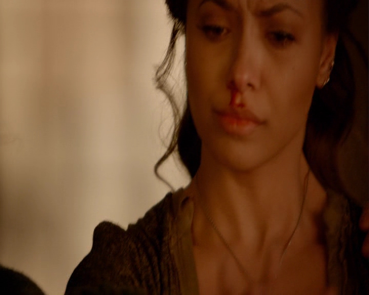 VampireDiaries-dot-nl_VampireDiaries-8x16IWasFeelingEpic1505.jpg