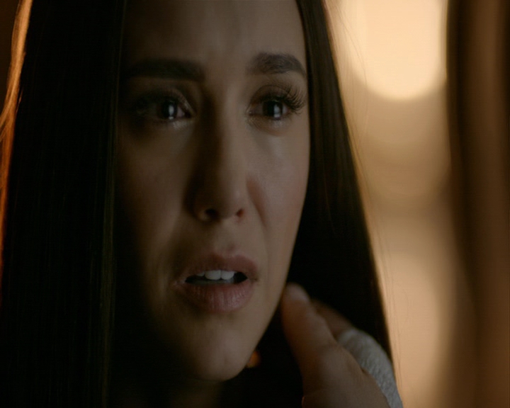 VampireDiaries-dot-nl_VampireDiaries-8x16IWasFeelingEpic1776.jpg