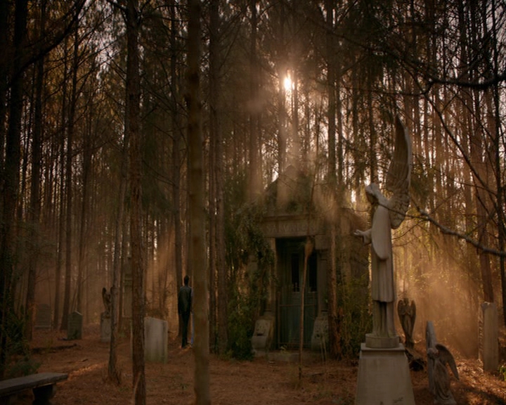 VampireDiaries-dot-nl_VampireDiaries-8x16IWasFeelingEpic2303.jpg