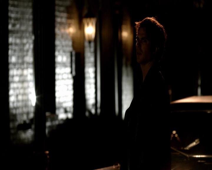 VampireDiaries-dot-nl_VampireDiaries-8x04AnEternityOfMisery-deletedscenes0007.jpg