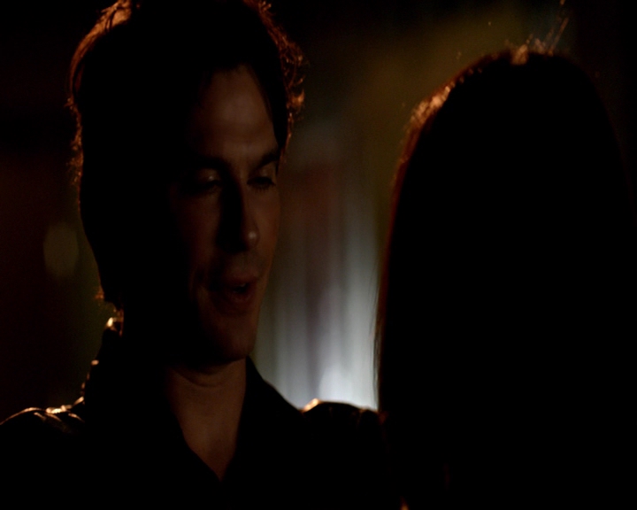 VampireDiaries-dot-nl_VampireDiaries-8x04AnEternityOfMisery-deletedscenes0023.jpg