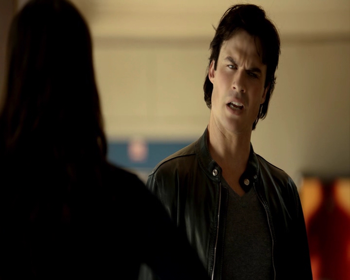 VampireDiaries-dot-nl_VampireDiaries-8x06DetouredOnSomeRandomBackwoodsPathToHell-deletedscenes0061.jpg