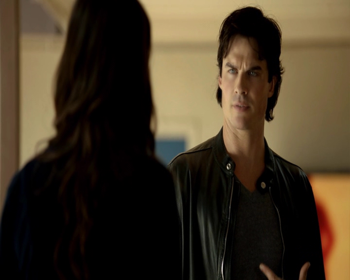 VampireDiaries-dot-nl_VampireDiaries-8x06DetouredOnSomeRandomBackwoodsPathToHell-deletedscenes0071.jpg