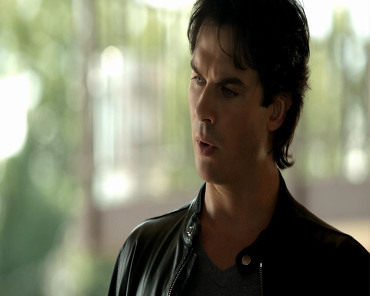 VampireDiaries-dot-nl_VampireDiaries-8x06DetouredOnSomeRandomBackwoodsPathToHell-deletedscenes0072.jpg