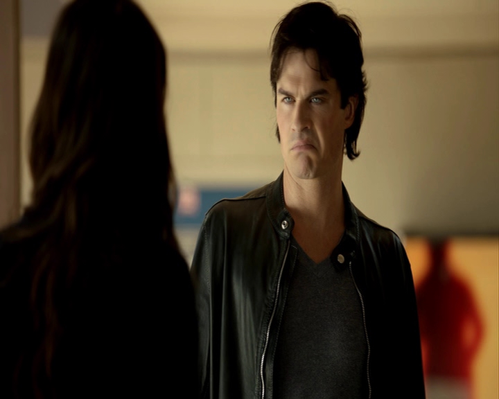 VampireDiaries-dot-nl_VampireDiaries-8x06DetouredOnSomeRandomBackwoodsPathToHell-deletedscenes0080.jpg