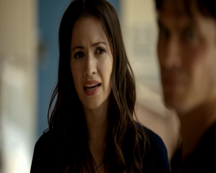 VampireDiaries-dot-nl_VampireDiaries-8x06DetouredOnSomeRandomBackwoodsPathToHell-deletedscenes0085.jpg