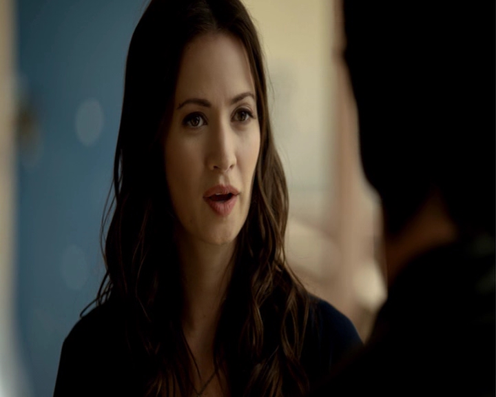 VampireDiaries-dot-nl_VampireDiaries-8x06DetouredOnSomeRandomBackwoodsPathToHell-deletedscenes0091.jpg