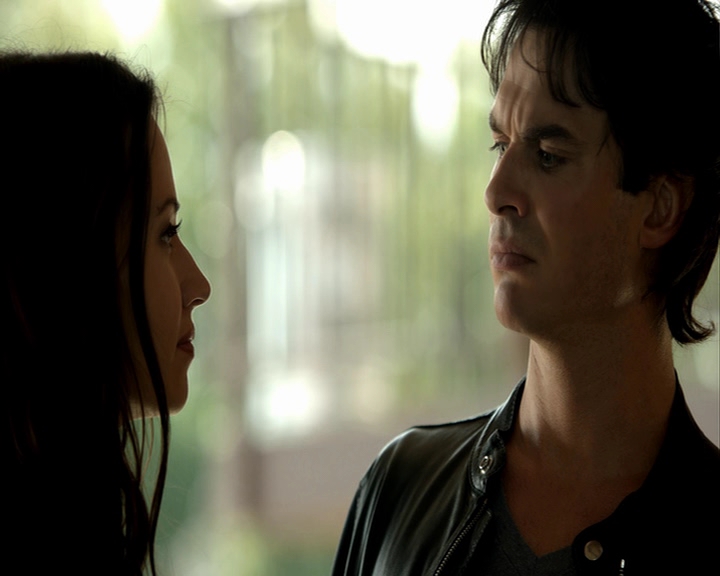 VampireDiaries-dot-nl_VampireDiaries-8x06DetouredOnSomeRandomBackwoodsPathToHell-deletedscenes0107.jpg