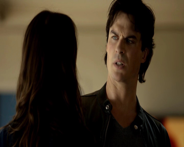 VampireDiaries-dot-nl_VampireDiaries-8x06DetouredOnSomeRandomBackwoodsPathToHell-deletedscenes0112.jpg